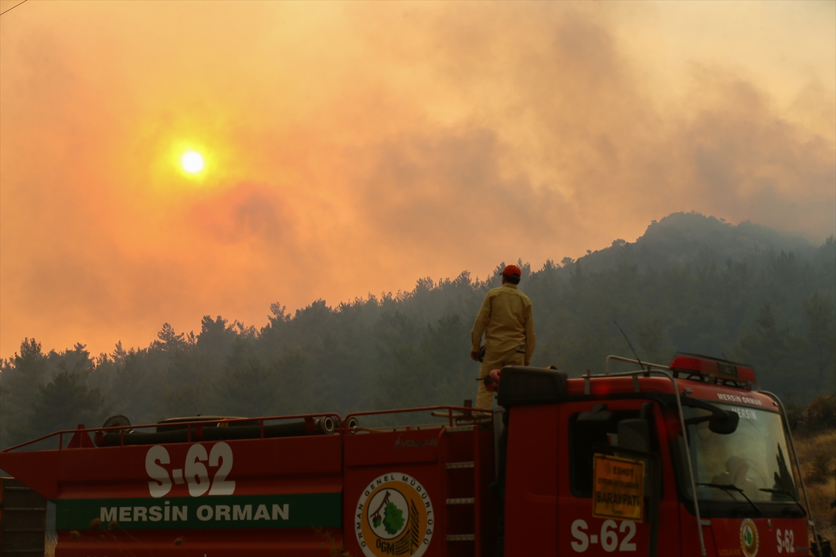 İzmir'deki yangın 3. gününde