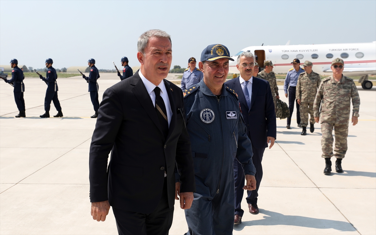 Akar'dan Ege Denizi üzerinde uçuş