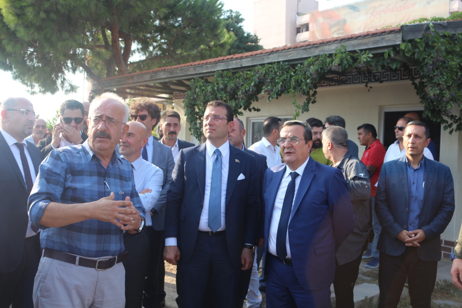 Ekrem İmamoğlu İzmir'de