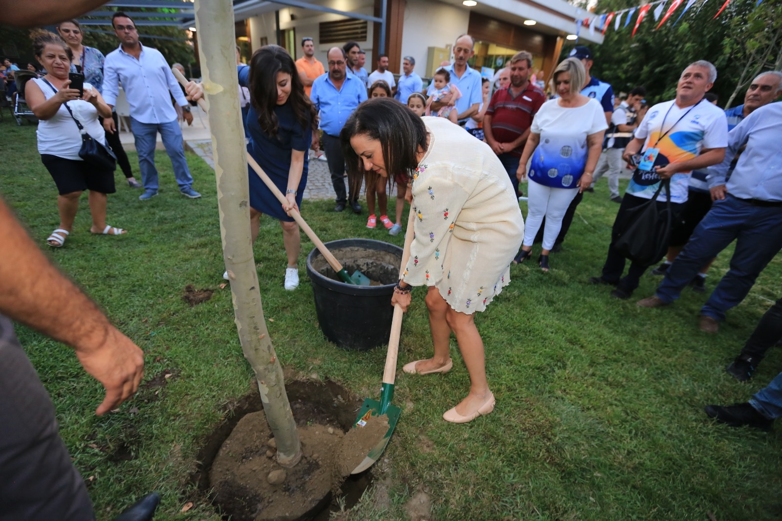 Selçuk'ta engelsiz park açıldı
