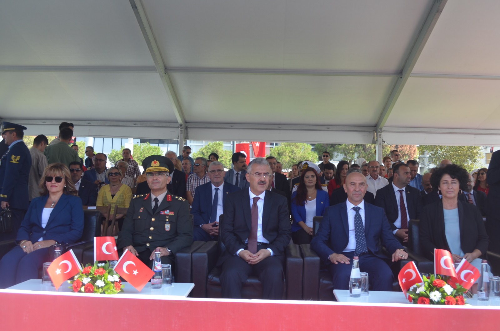 İzmir'de 9 Eylül coşkusu