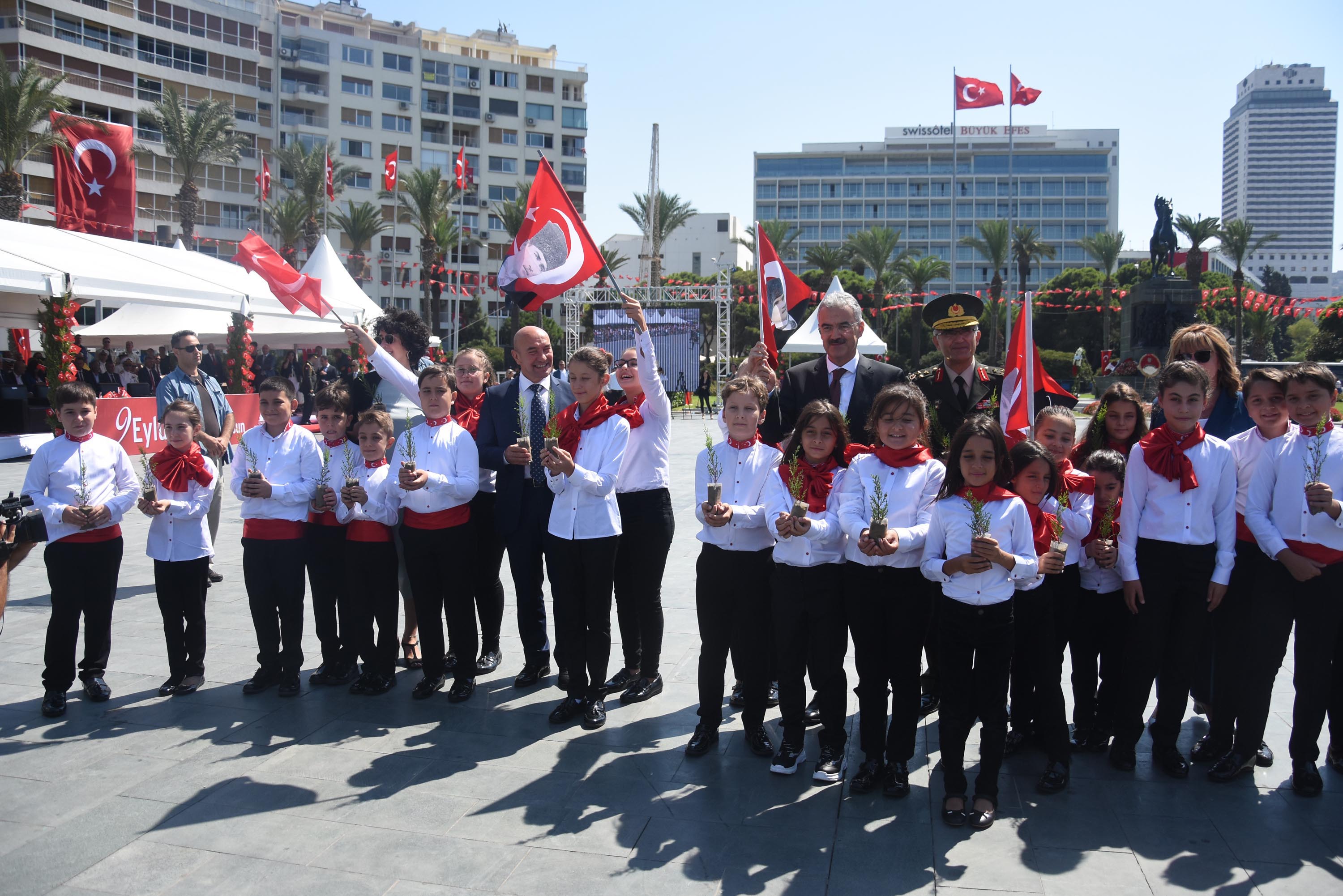 İzmir'de 9 Eylül coşkusu