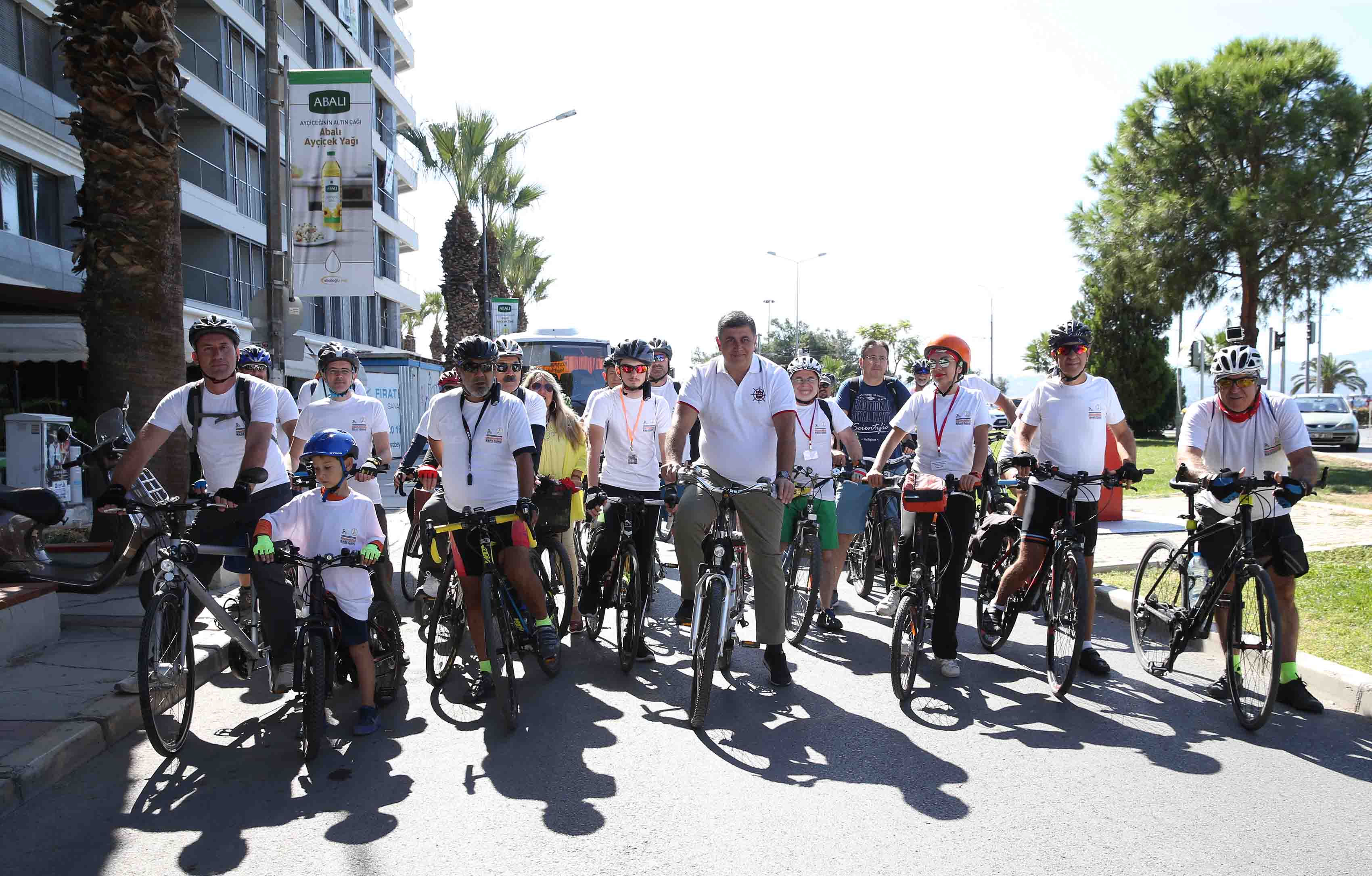 Karşıyaka’da hareketli gün!