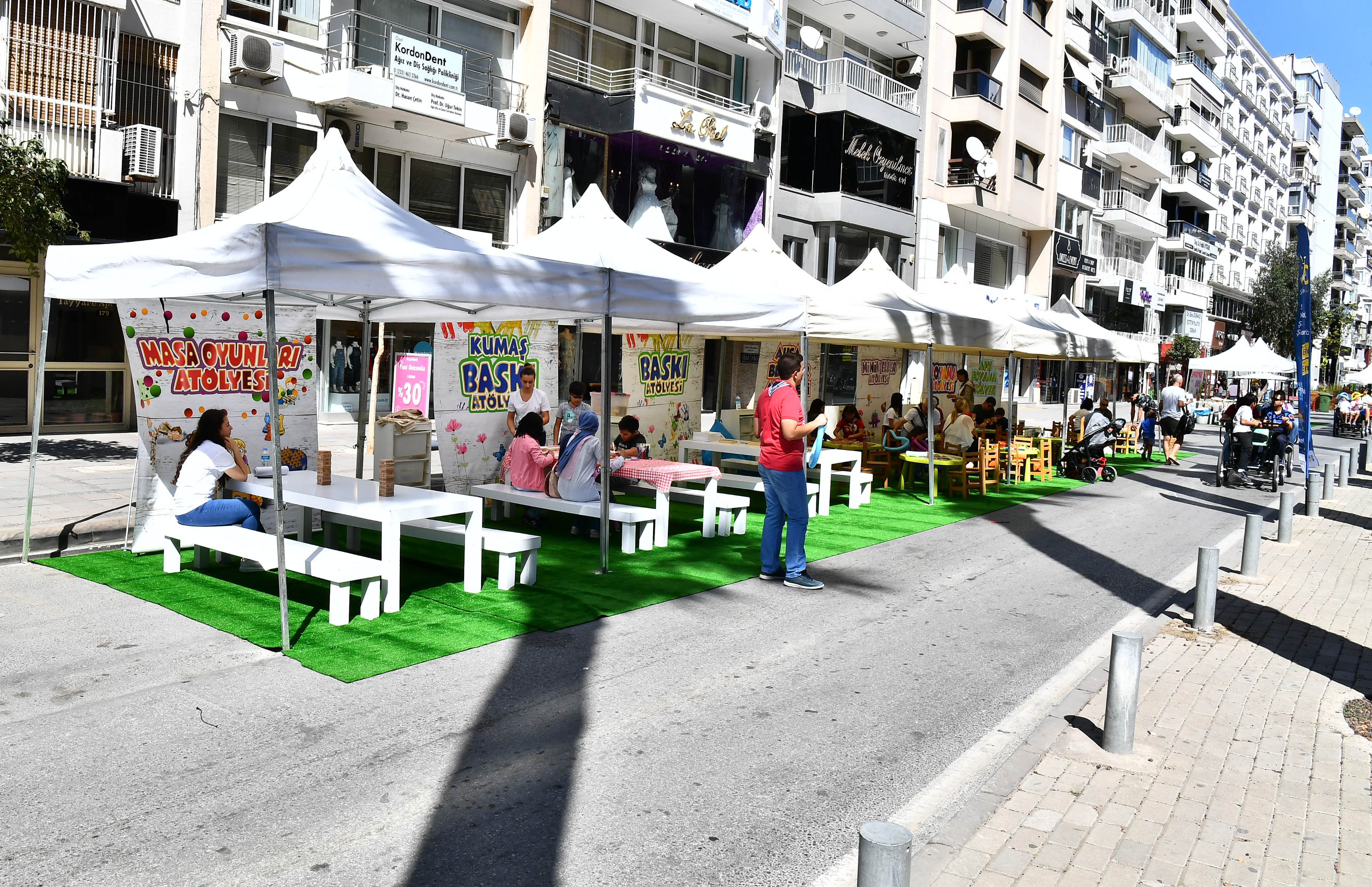 İzmir'de otomobilsiz sokaklar