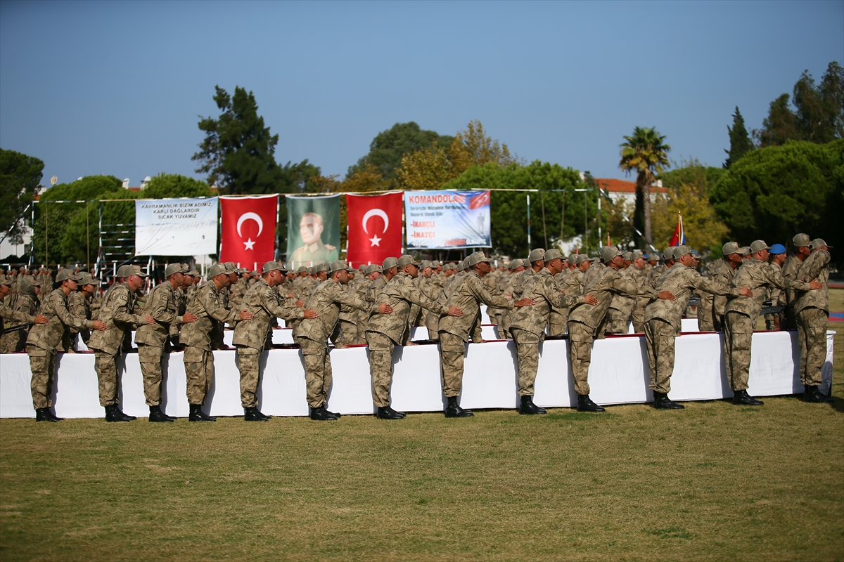 İzmir'de 482 sözleşmeli subay adayı yemin etti