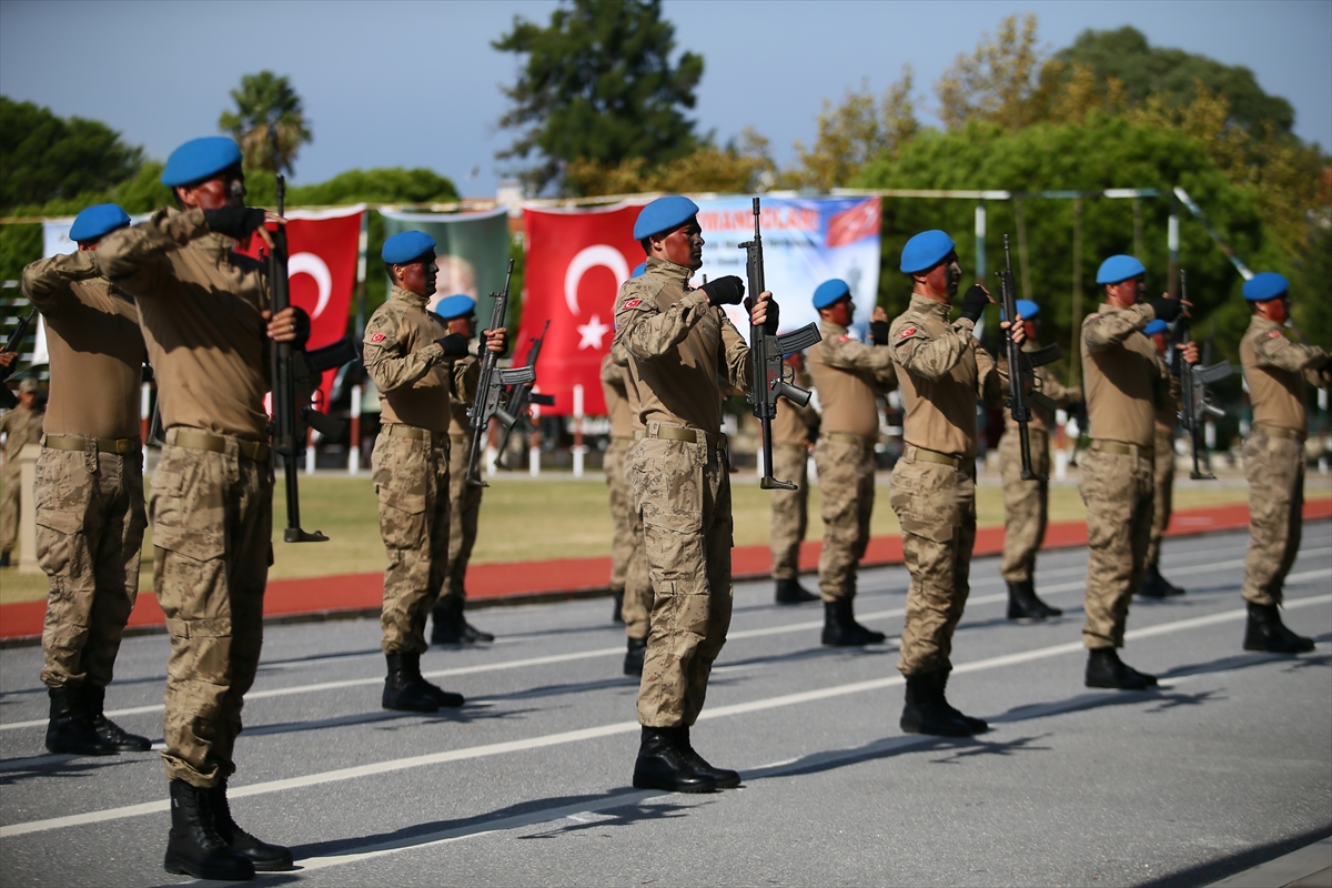 İzmir'de 482 sözleşmeli subay adayı yemin etti