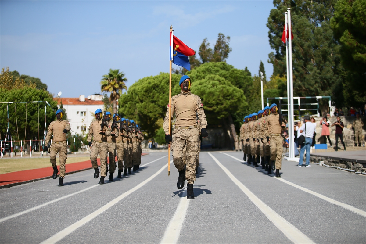 İzmir'de 482 sözleşmeli subay adayı yemin etti