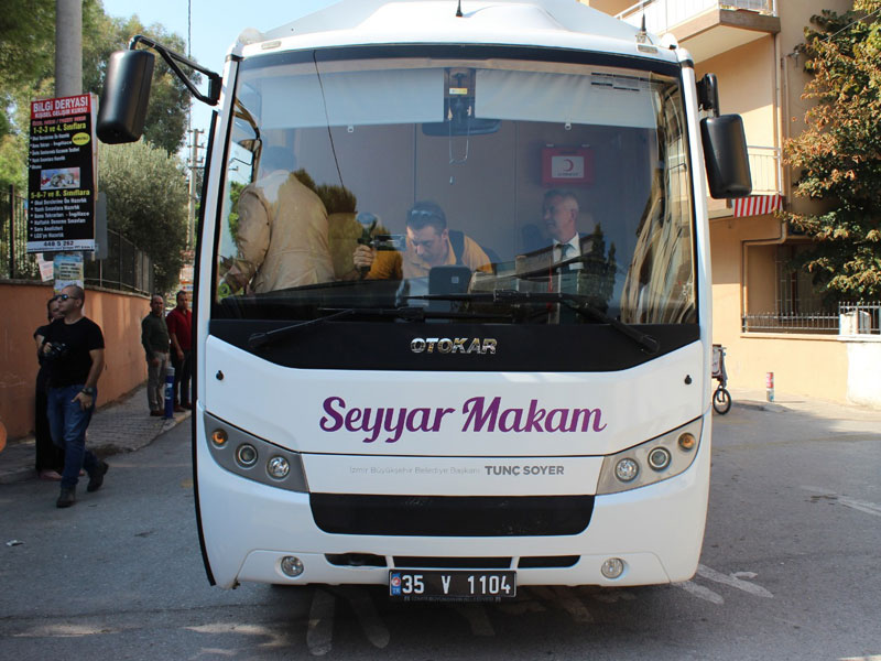 İzmir'de seyyar makam dönemi