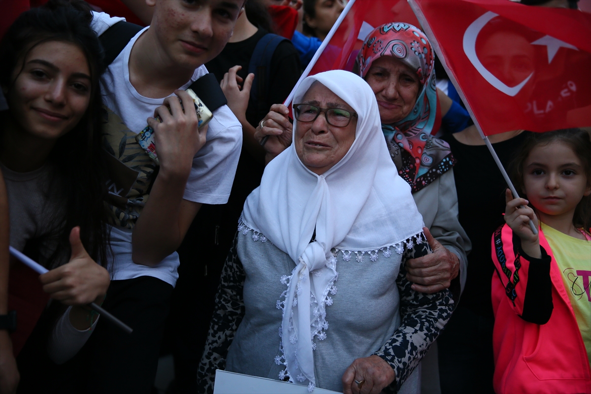 Olimpiyat gururlarına muhteşem karşılama