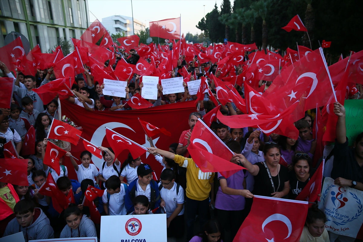 Olimpiyat gururlarına muhteşem karşılama