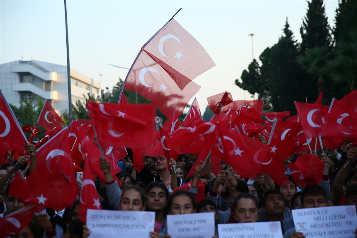 Olimpiyat gururlarına muhteşem karşılama