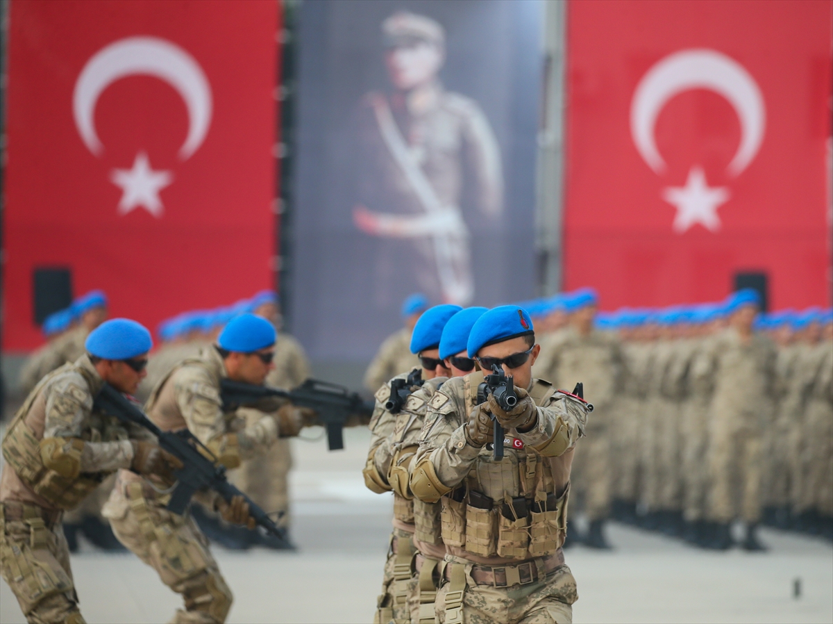 Terörle mücadele için yemin ettiler...