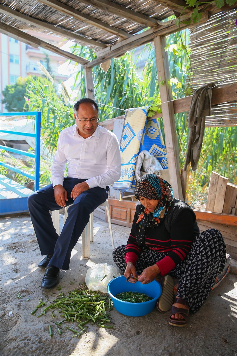 Mecliste milletvekili, babasının yanında sepetçi!