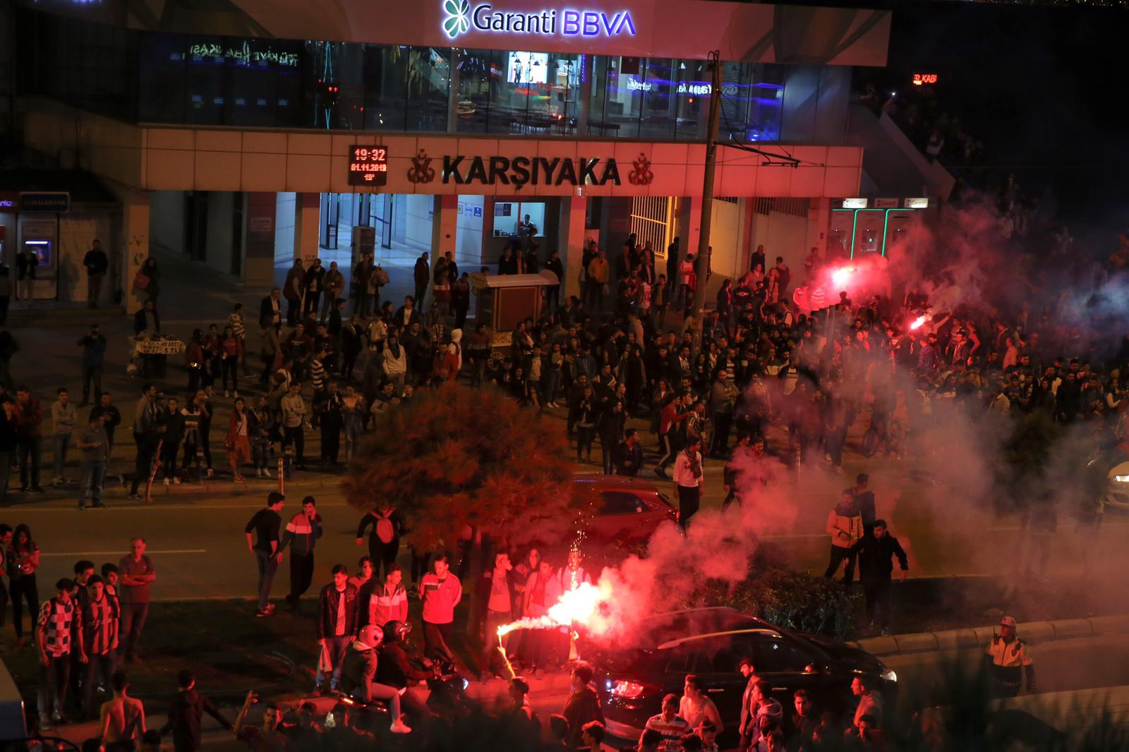 Karşıyaka'da yeşil kırmızı şölen