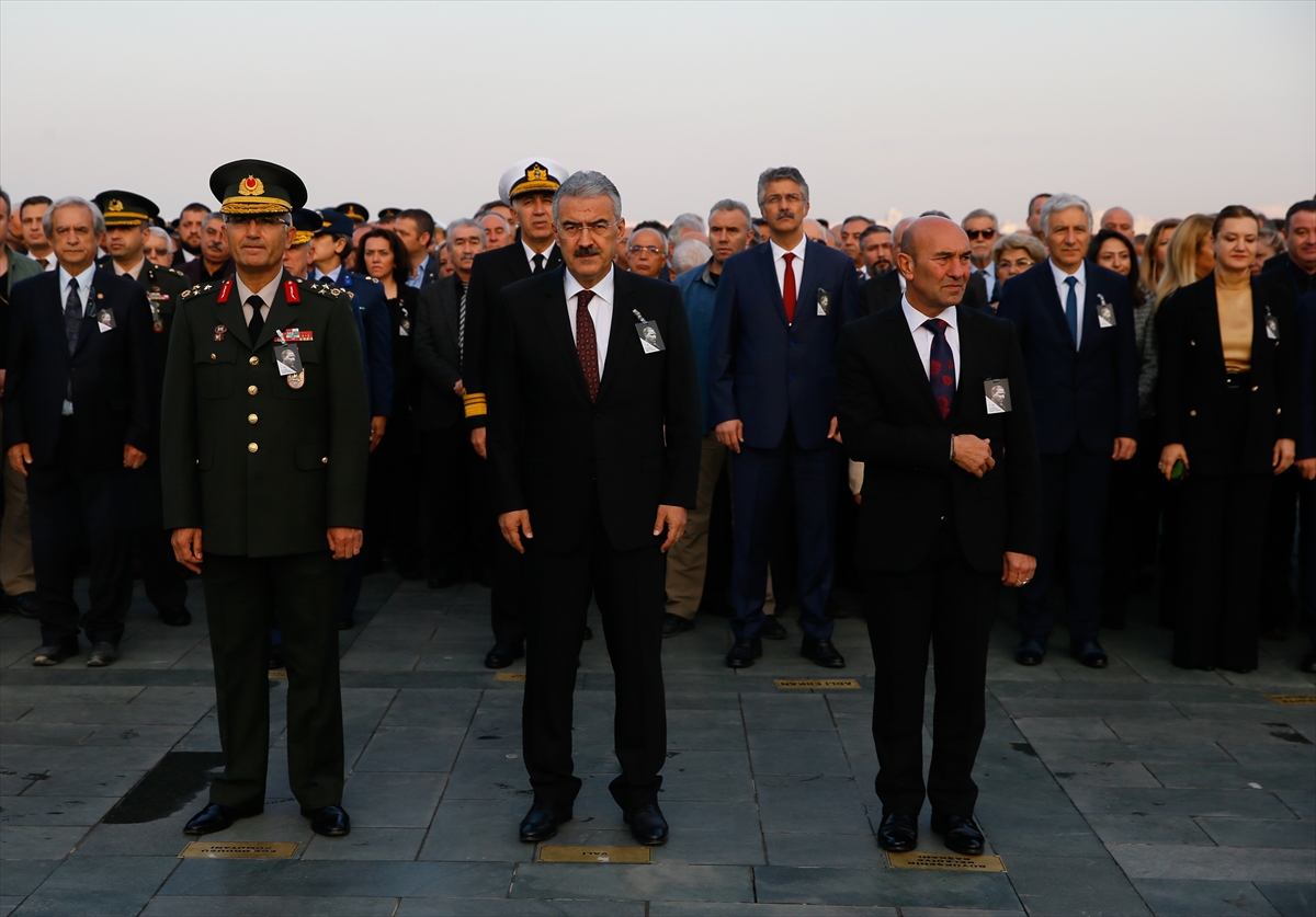 Saat 09:05'te... İzmir'de hayat durdu!