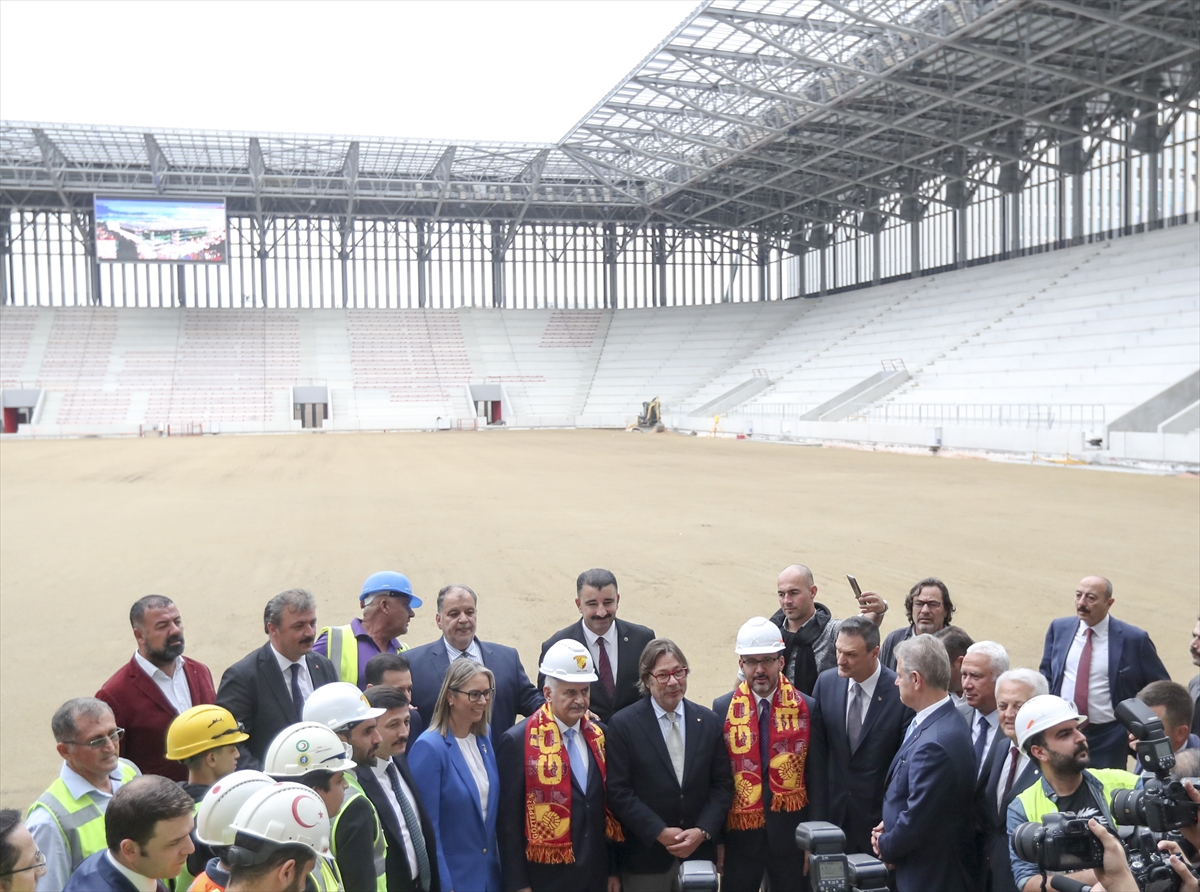 Binali Yıldırım Göztepe Stadı'nı inceledi...