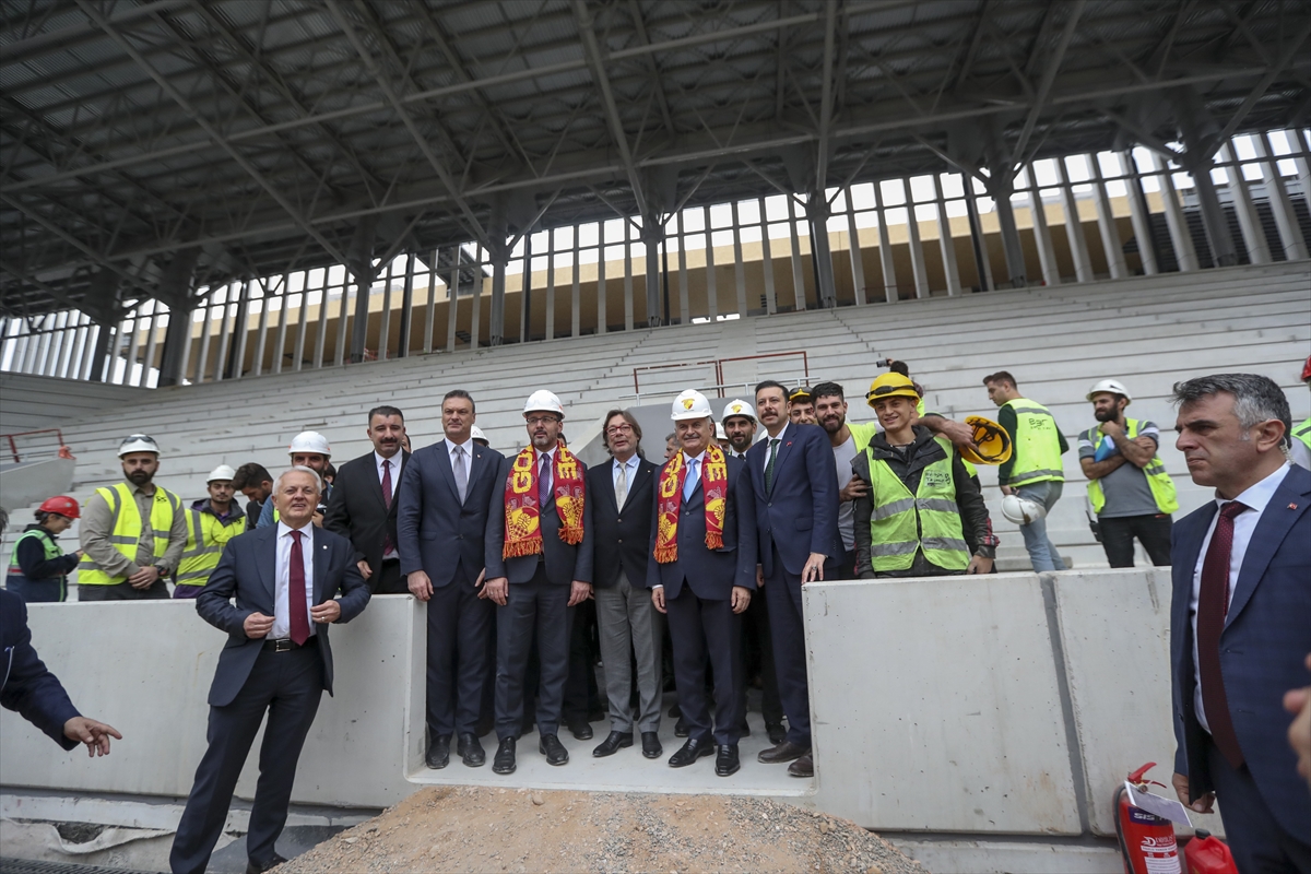 Binali Yıldırım Göztepe Stadı'nı inceledi...