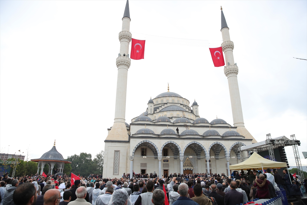 Cumhurbaşkanı Erdoğan İzmir'de