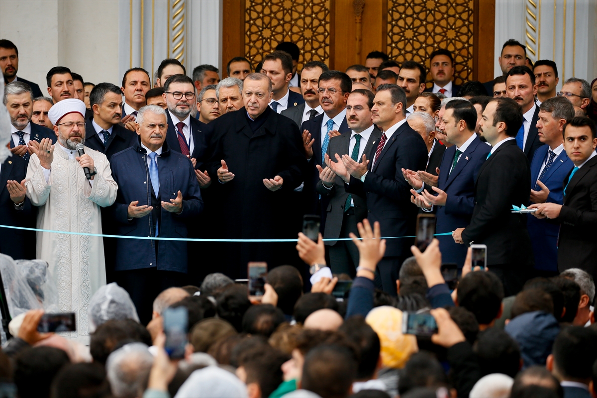 Cumhurbaşkanı Erdoğan İzmir'de