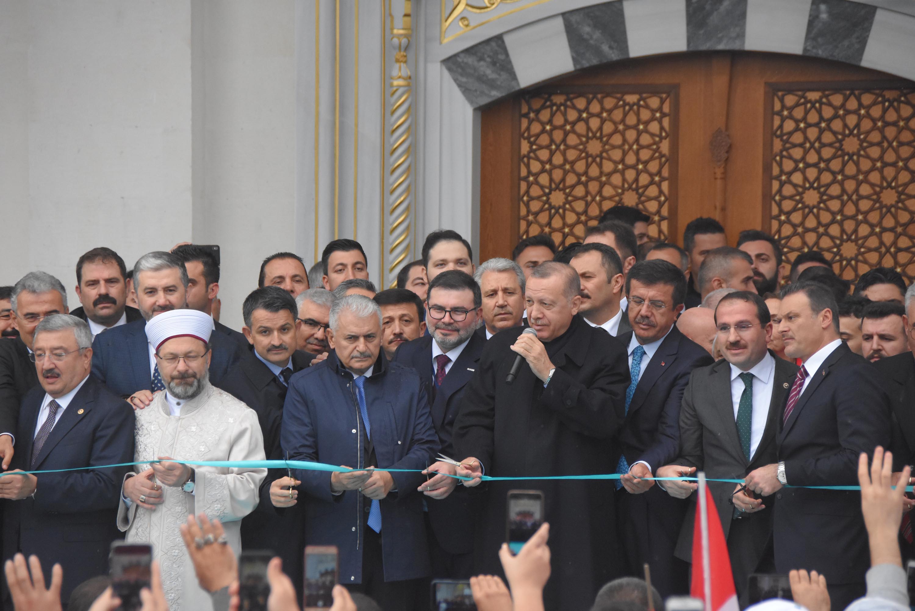 Cumhurbaşkanı Erdoğan İzmir'de