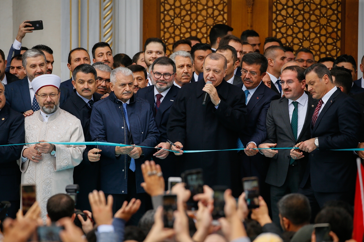 Cumhurbaşkanı Erdoğan İzmir'de