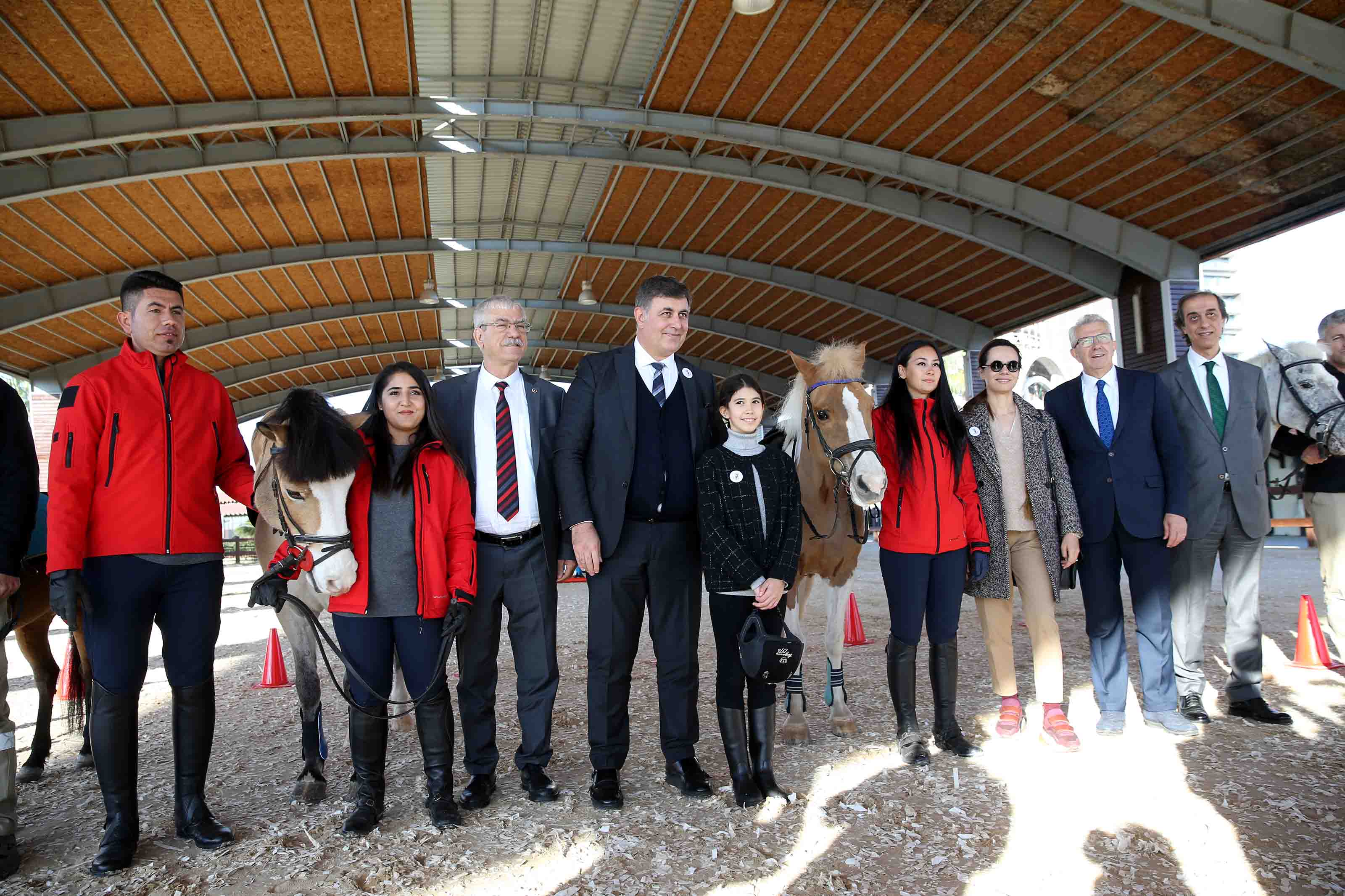 Cordelion Taypark Binicilik Okulu açıldı