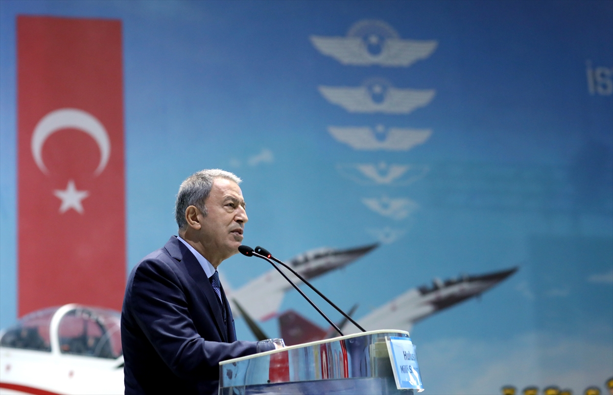 Genç kartallar brövelerini taktı