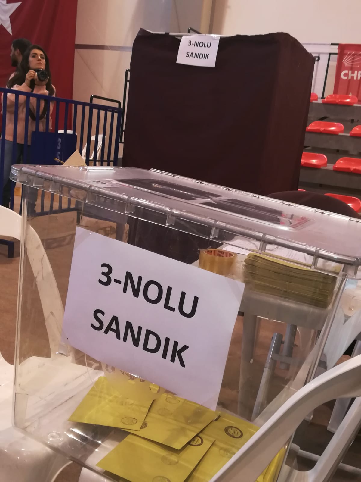 CHP Çiğli İlçe Kongresi'nden kareler