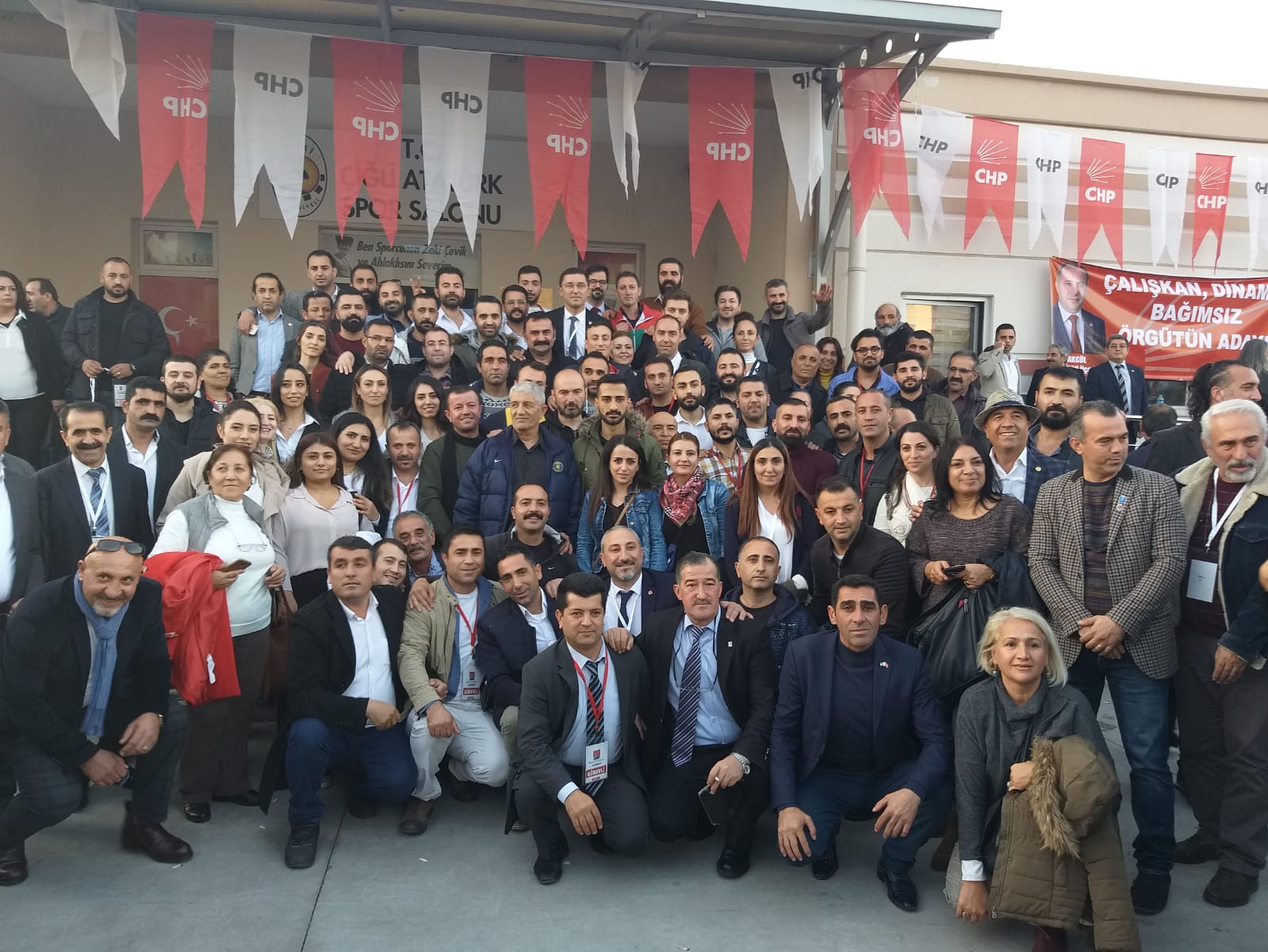 CHP Çiğli İlçe Kongresi'nden kareler