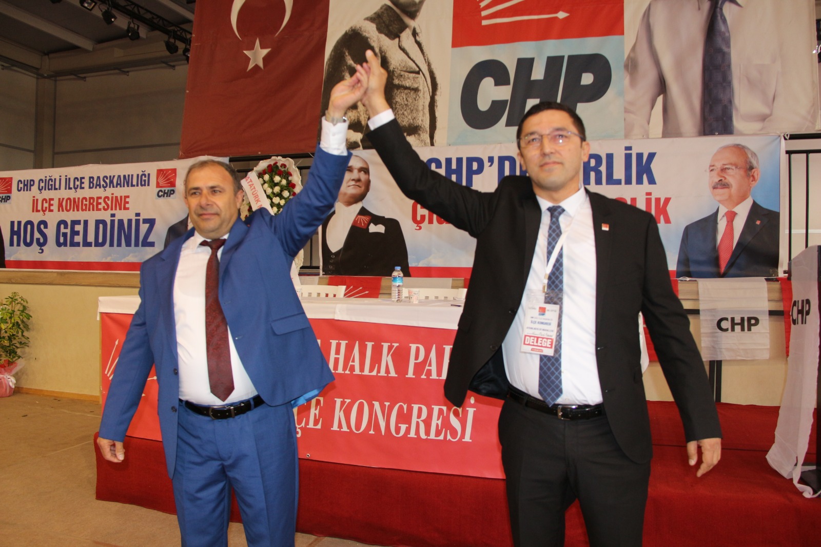 CHP Çiğli İlçe Kongresi'nden kareler