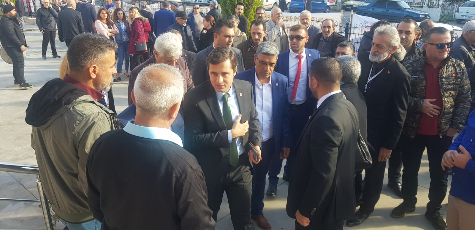CHP Çiğli İlçe Kongresi'nden kareler
