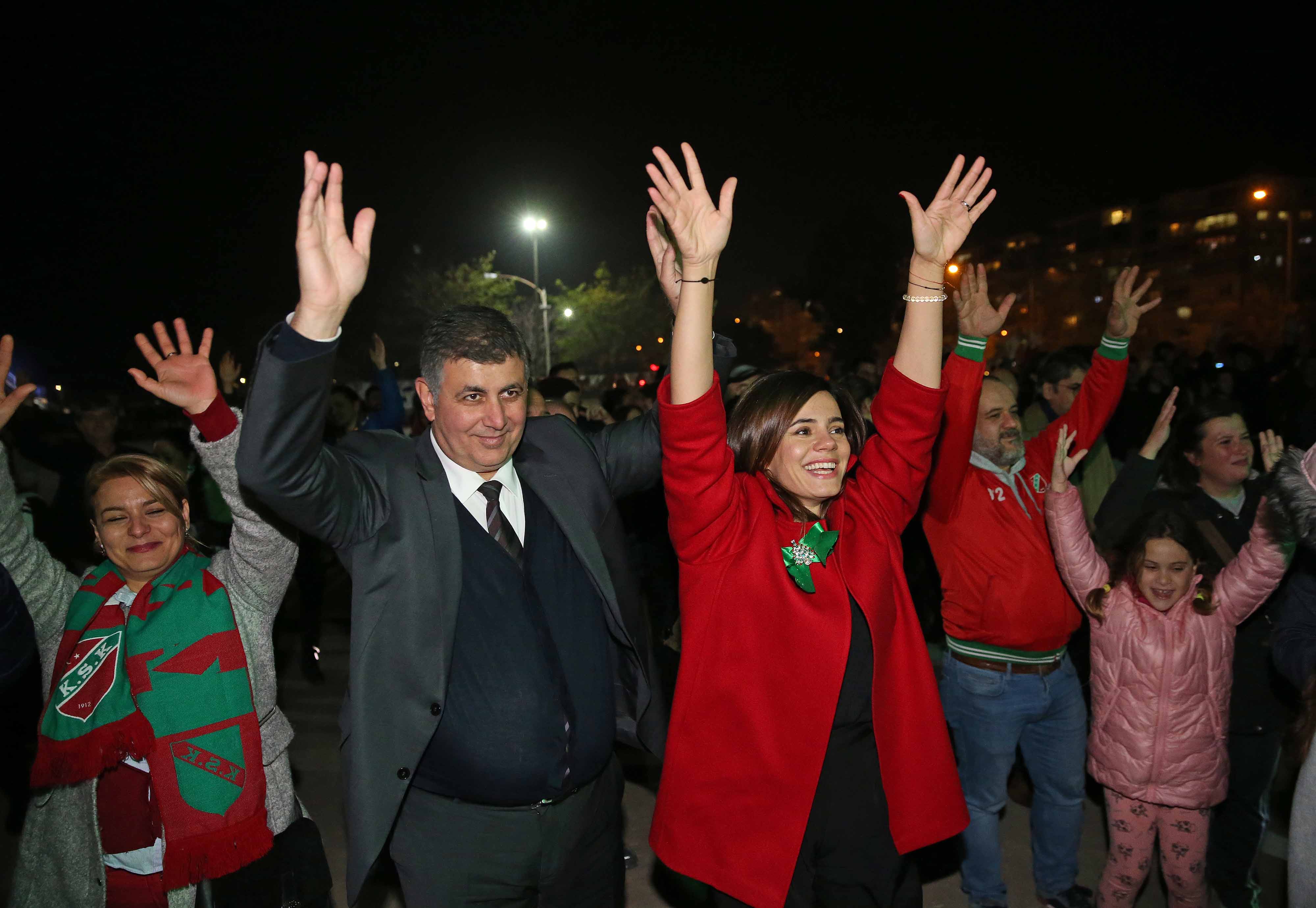 Dünya Karşıyakalılar Günü'ne muhteşem kutlama!