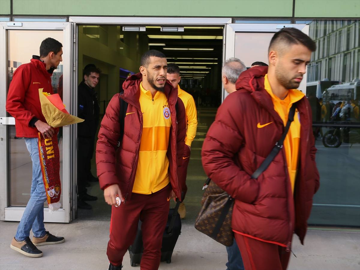 Galatasaray kafilesi İzmir'e geldi