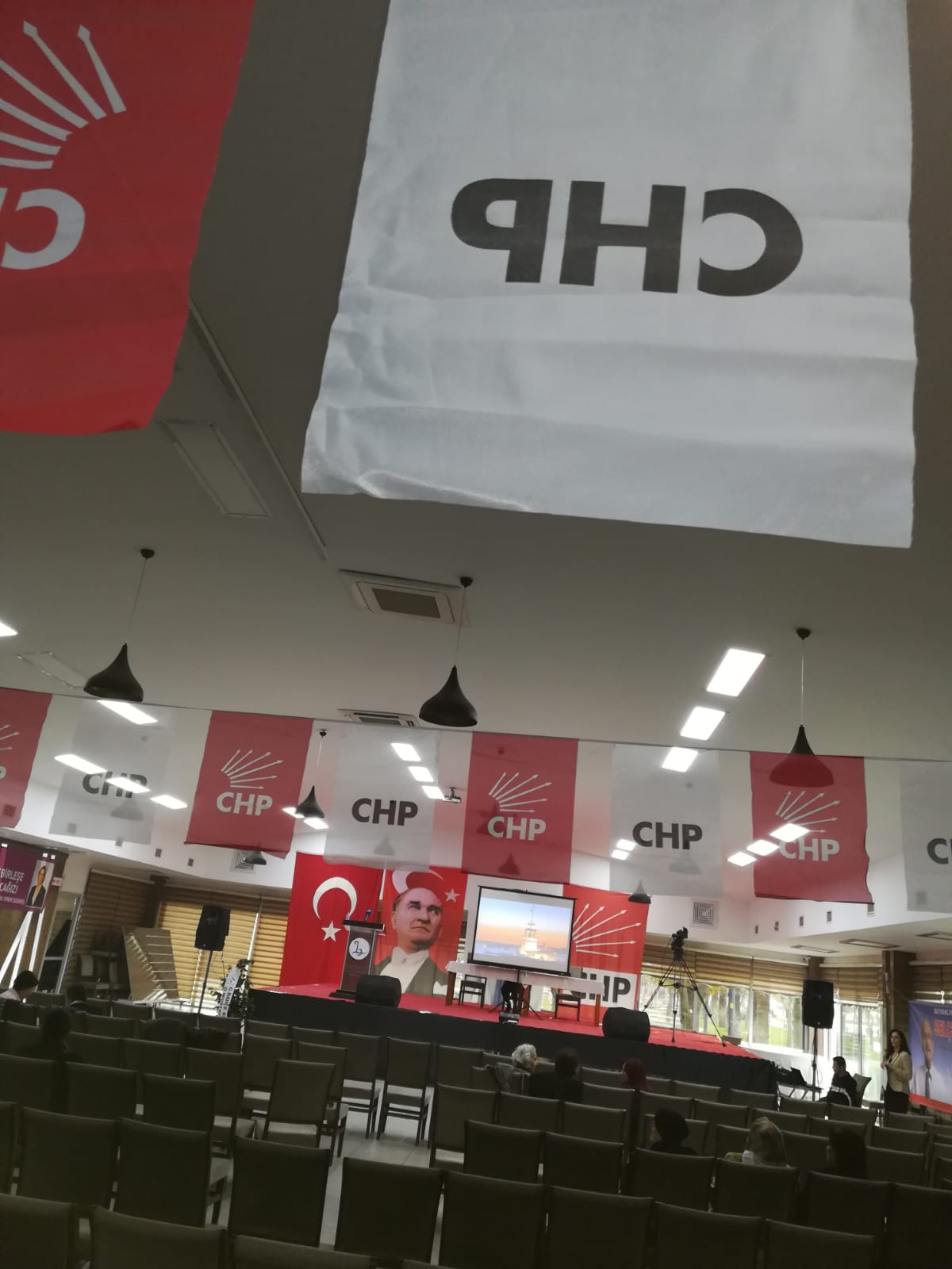 Bayraklı'da kongre heyecanı