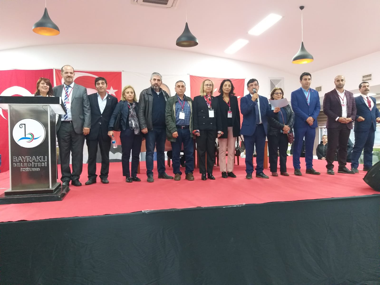 Bayraklı'da kongre heyecanı