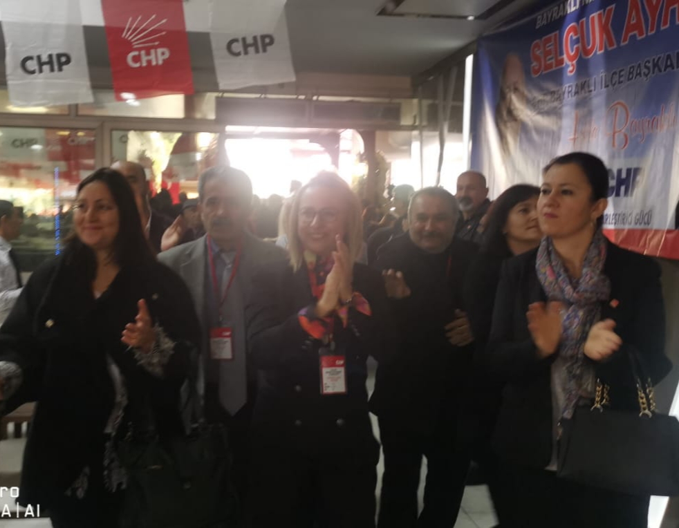 Bayraklı'da kongre heyecanı