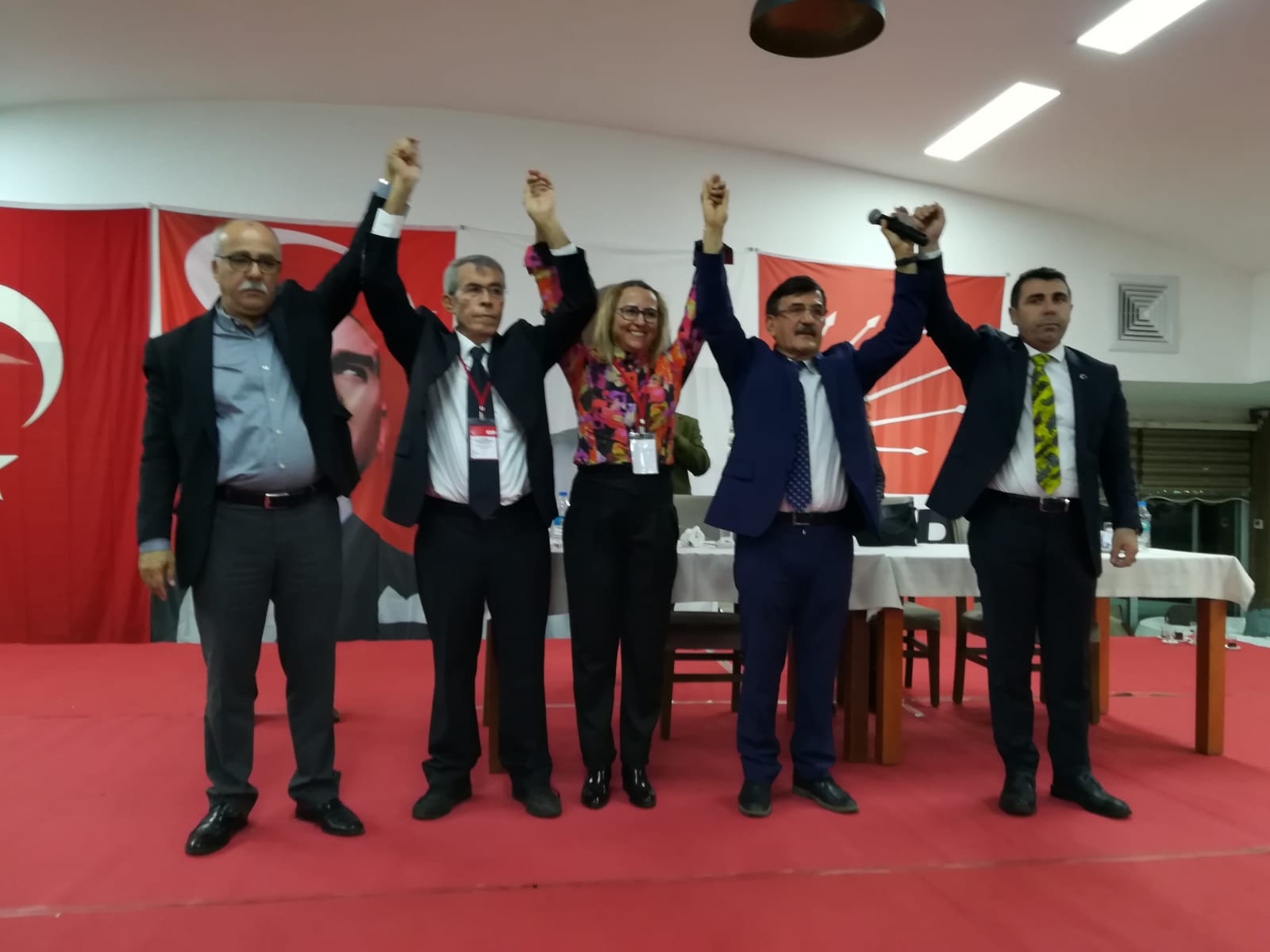 Bayraklı'da kongre heyecanı