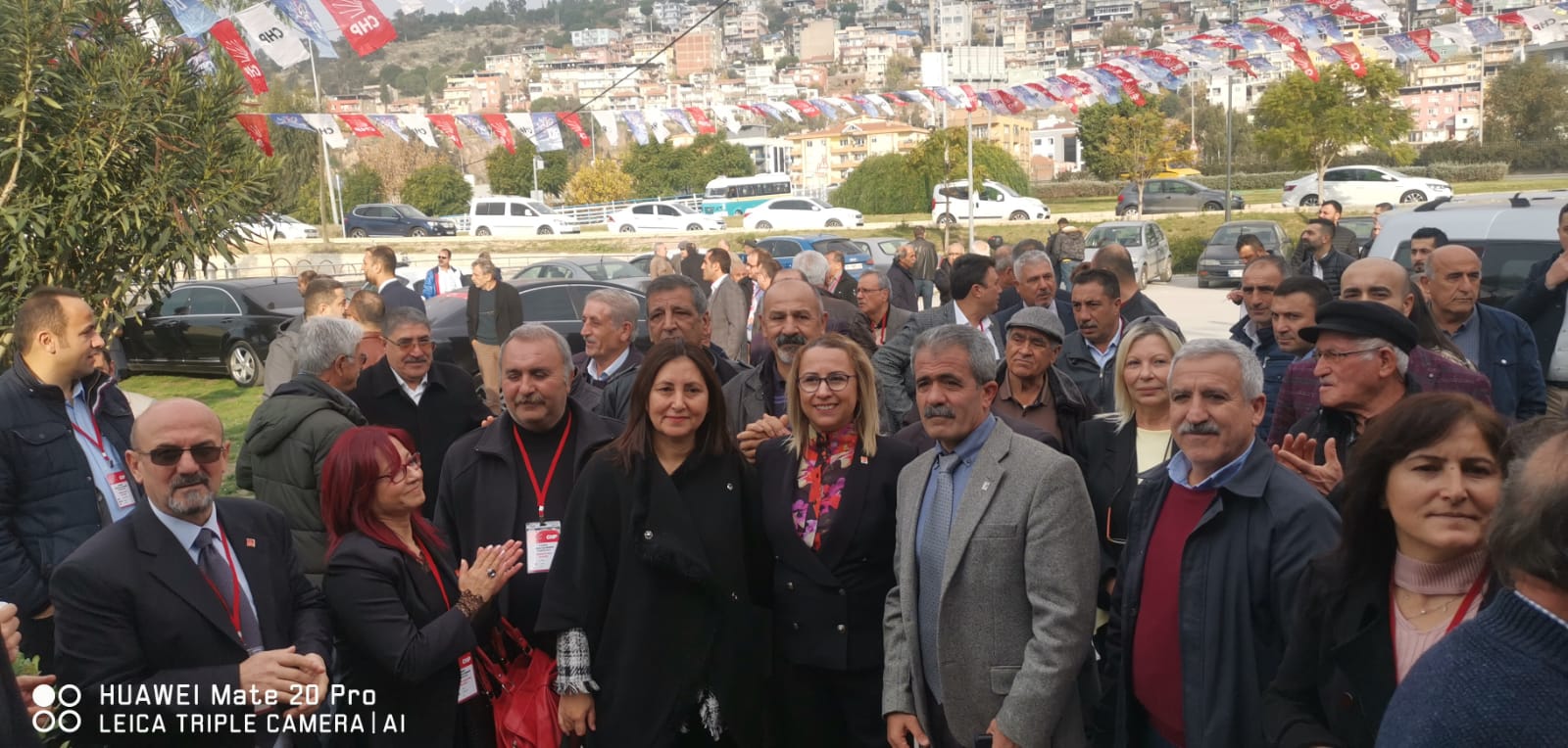Bayraklı'da kongre heyecanı