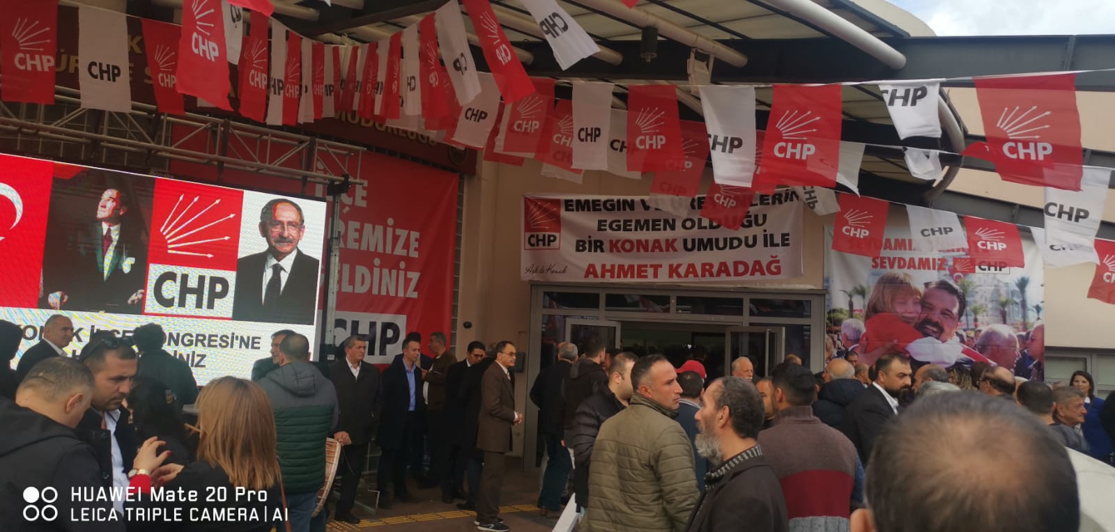 CHP Konak İlçe Kongresi'nden kareler...