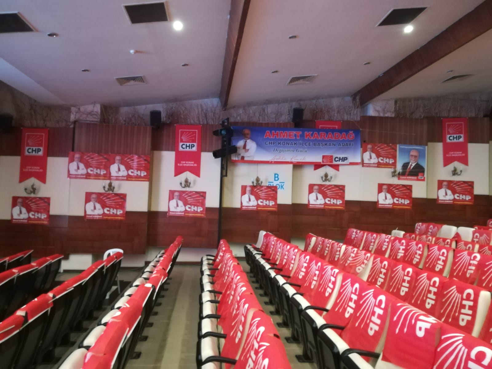 CHP Konak İlçe Kongresi'nden kareler...