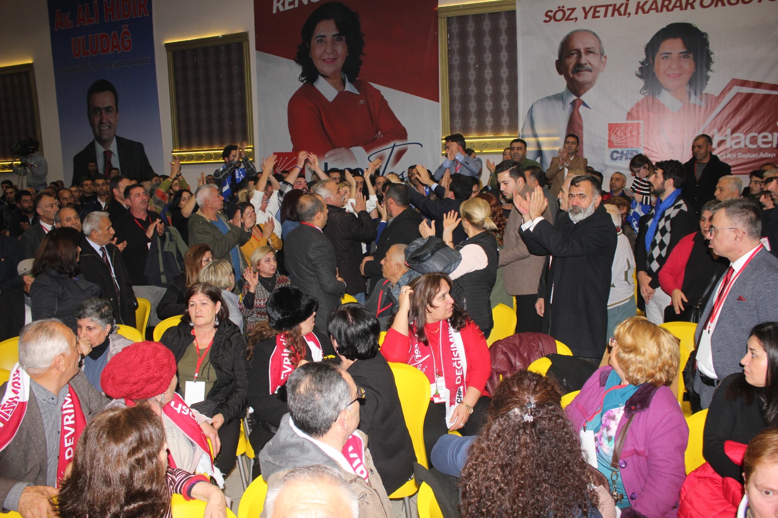 CHP Buca'da kongre heyecanı