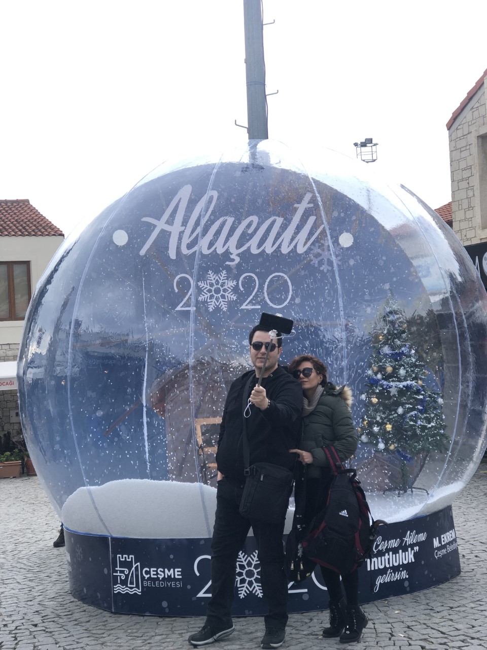 Çeşme’de ‘Kar Küresi’ sevinci!