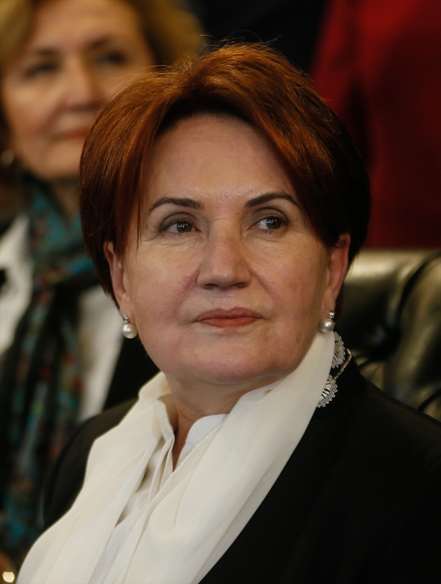 İYİ Parti lideri Akşener İzmir'de