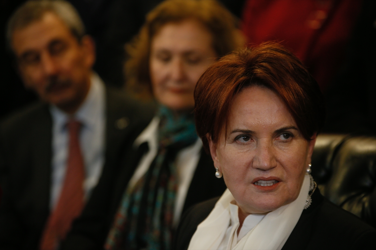 İYİ Parti lideri Akşener İzmir'de
