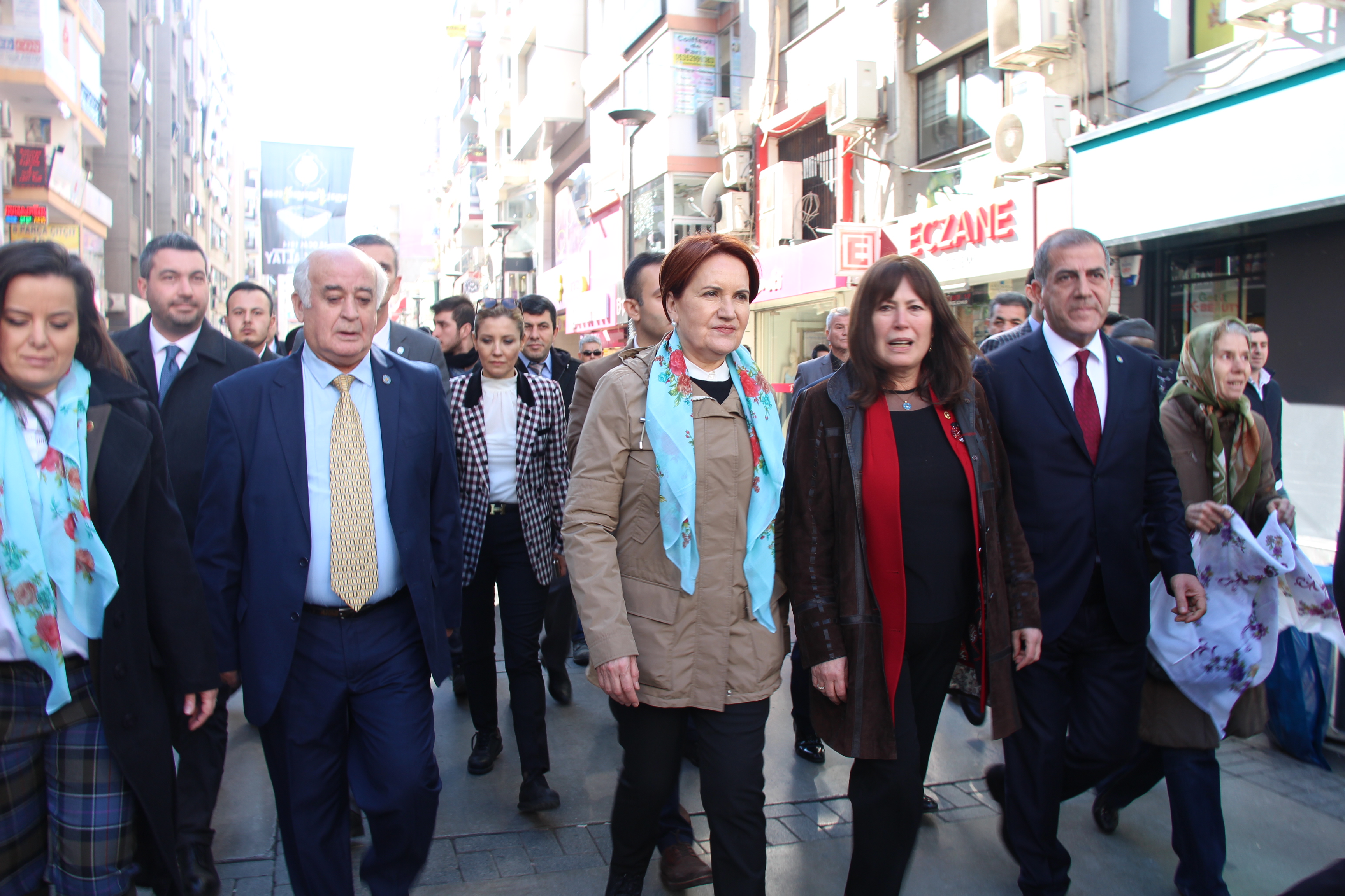 Meral Akşener'den Kıbrıs Şehitleri ziyareti