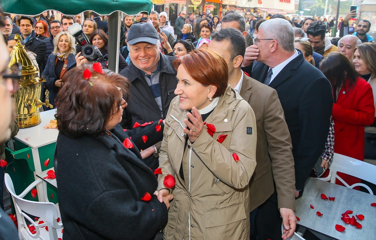 Meral Akşener'den Kıbrıs Şehitleri ziyareti