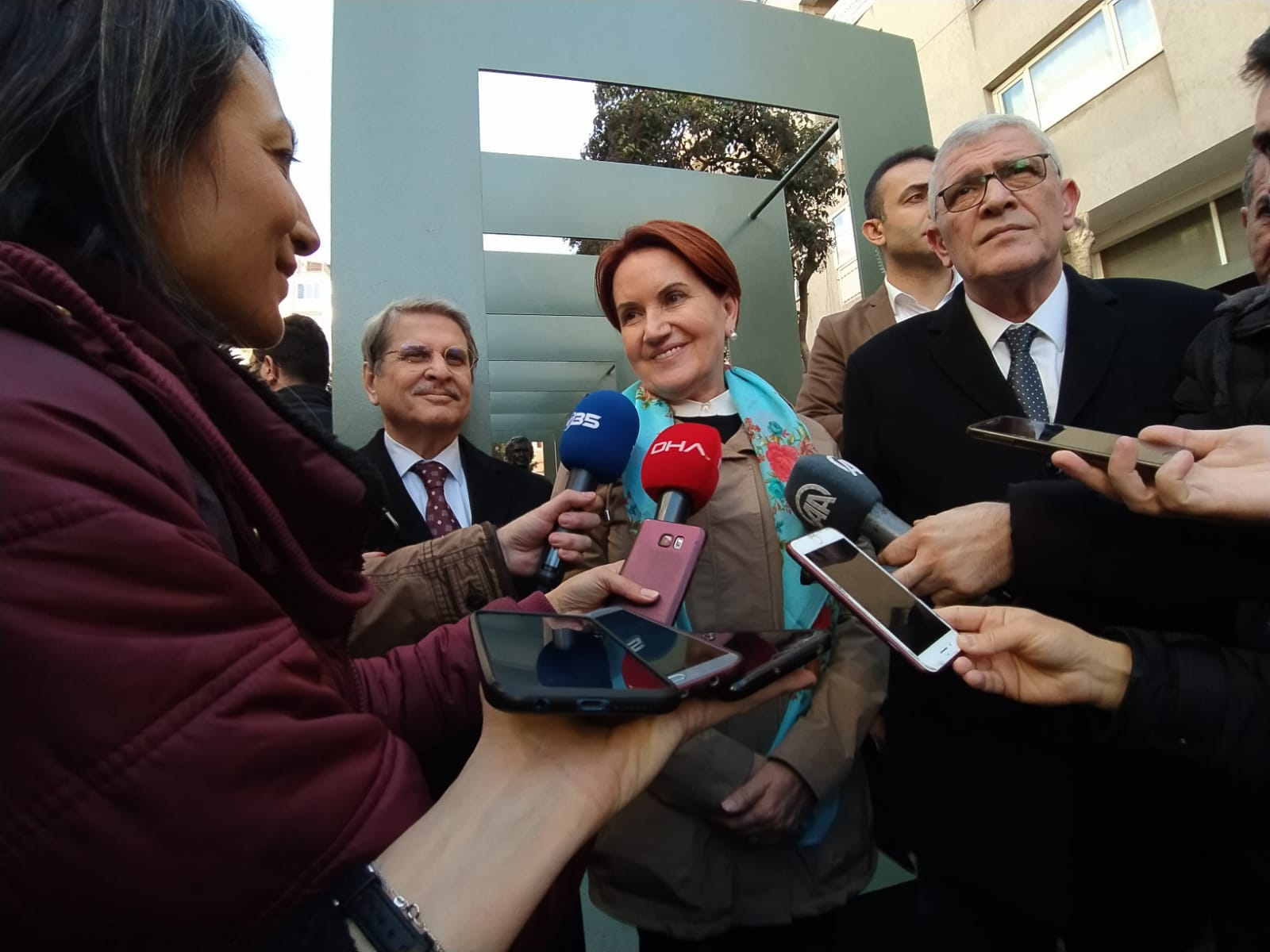 Meral Akşener'den Kıbrıs Şehitleri ziyareti