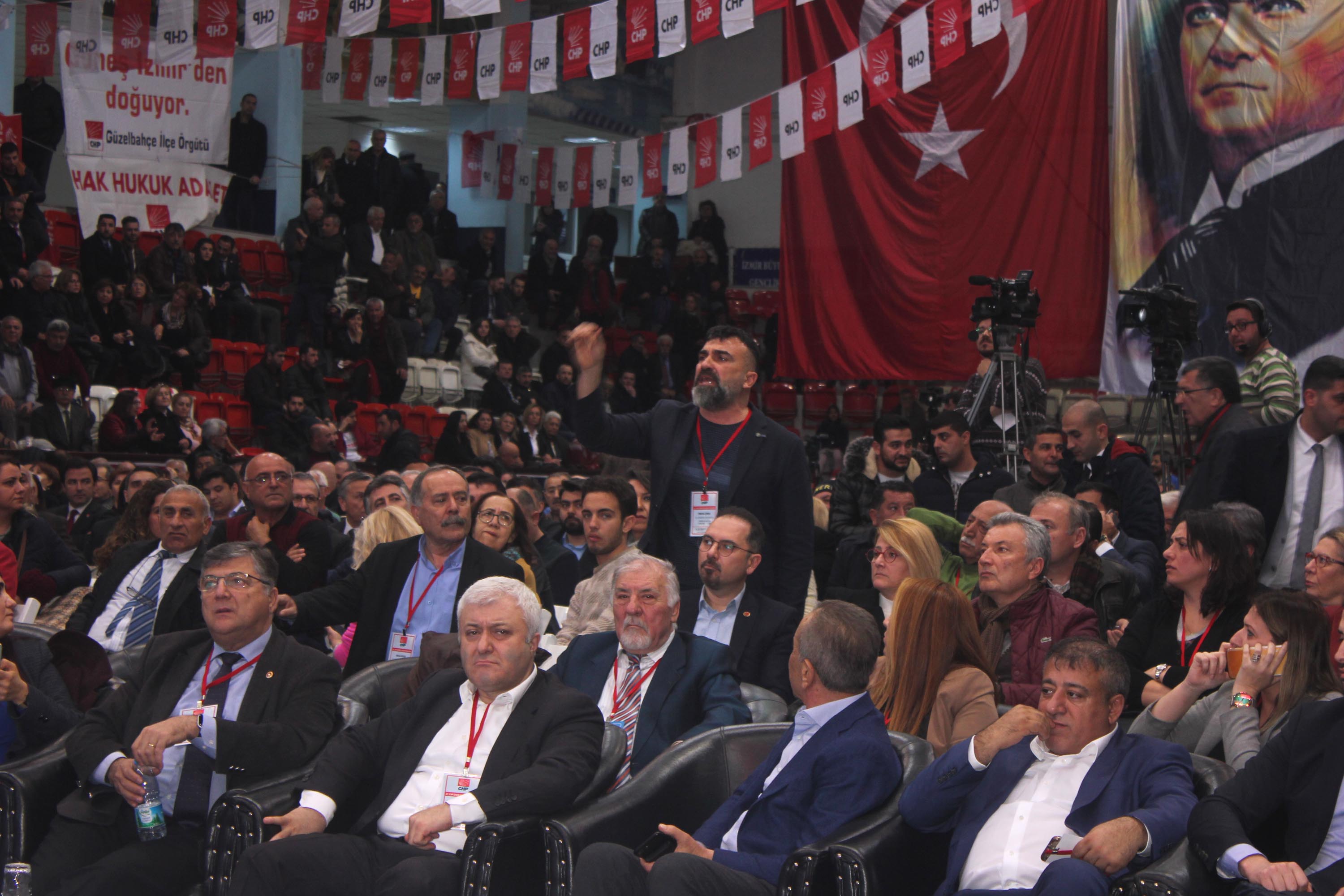 CHP İzmir'de kongre heyecanı...