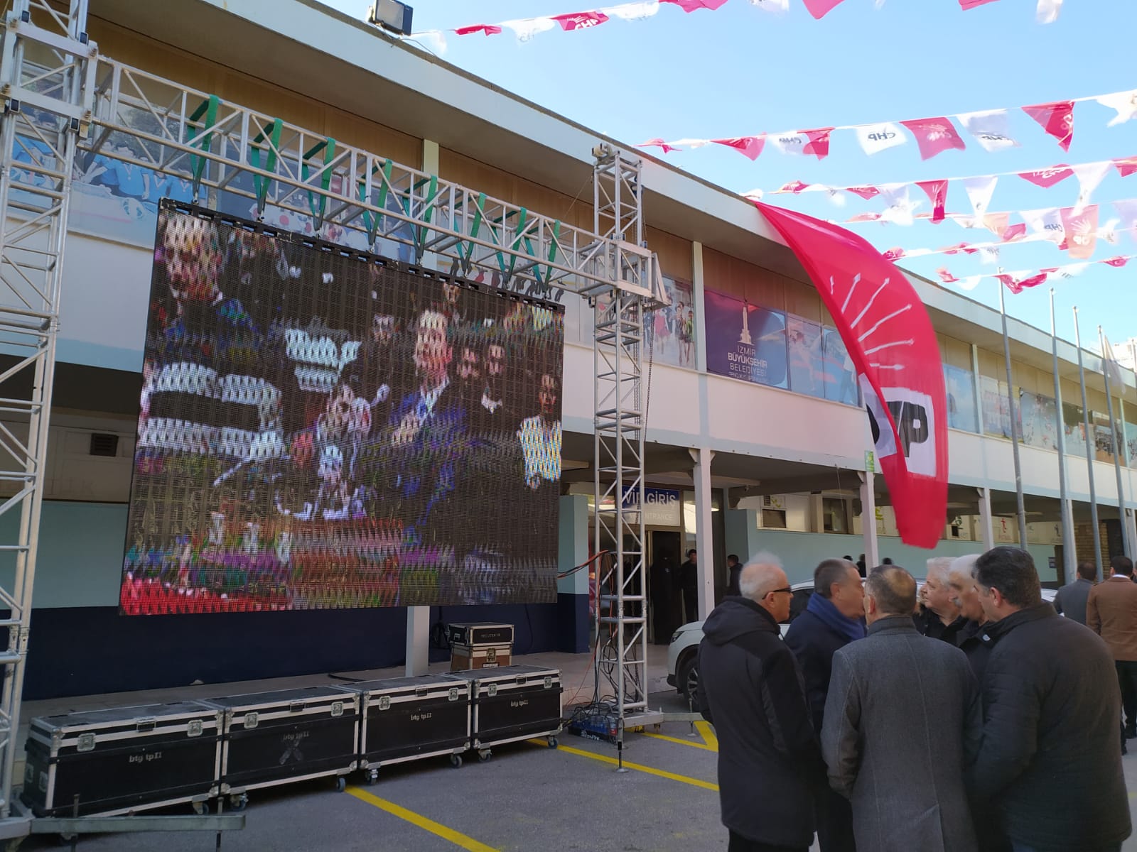 CHP İzmir'de kongre heyecanı...