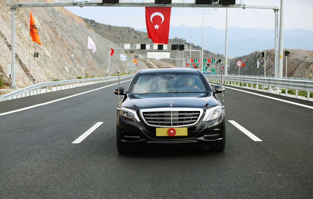 Cumhurbaşkanı Erdoğan İzmir'de